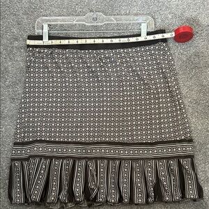 Max Studio Black and White Patterned A-Line Skirt